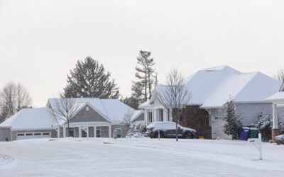 Winter Roof Care in Georgia: Expert Tips from Roofers on Preventing Leaks and Ice Dams